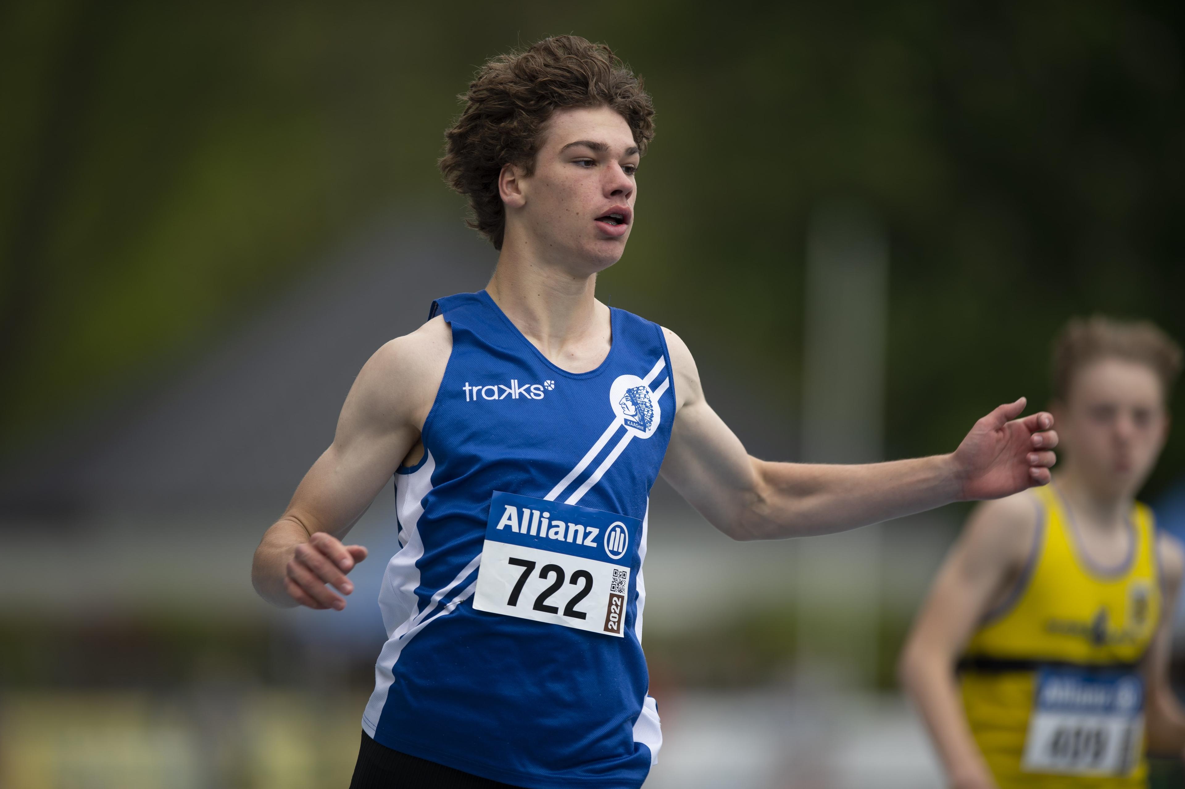 20220430-000117-johnny-de-ceulaerde-val-bvv-lokeren-nikon-d4s-d4s9555-min