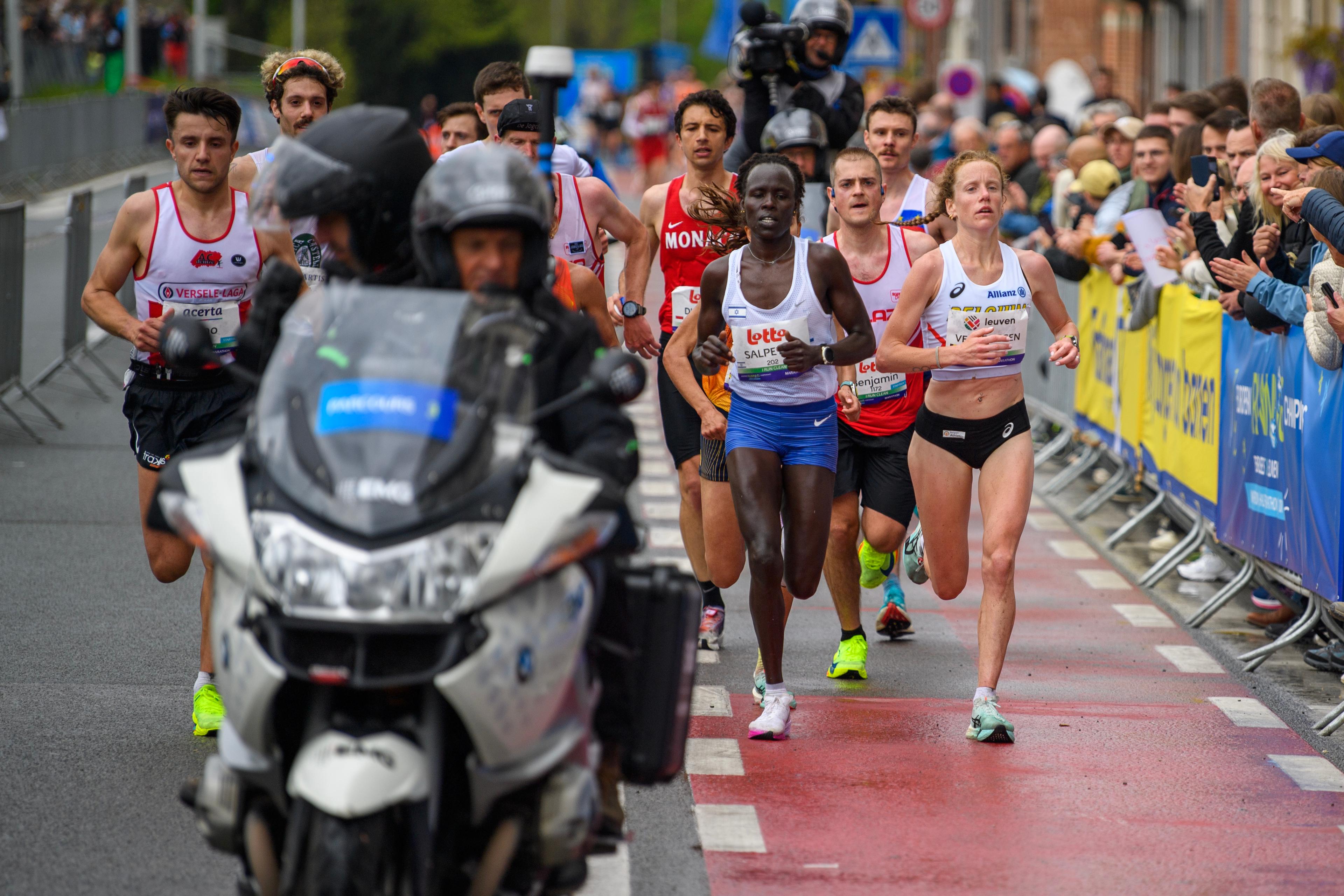 20250413-000165-johnny-de-ceulaerde-ea-10k-marathon-nikon-d5-jdc7100