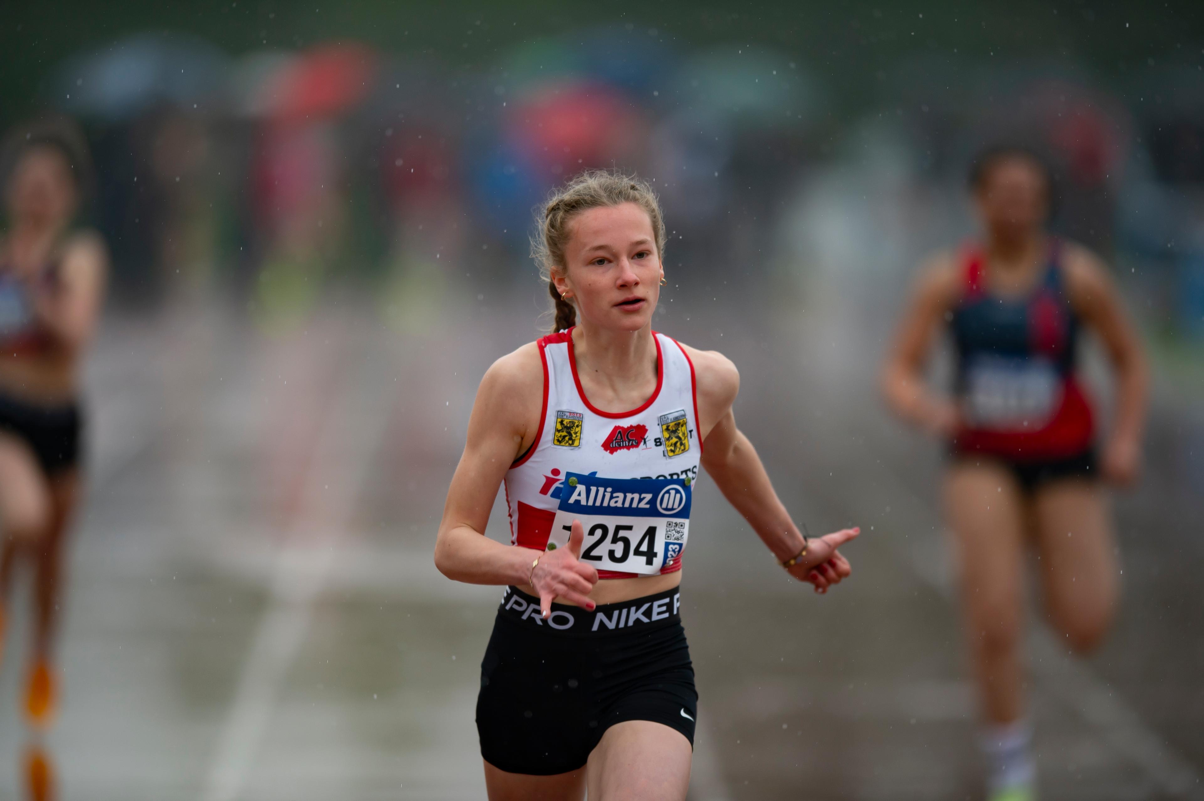 ilona-dhaenens