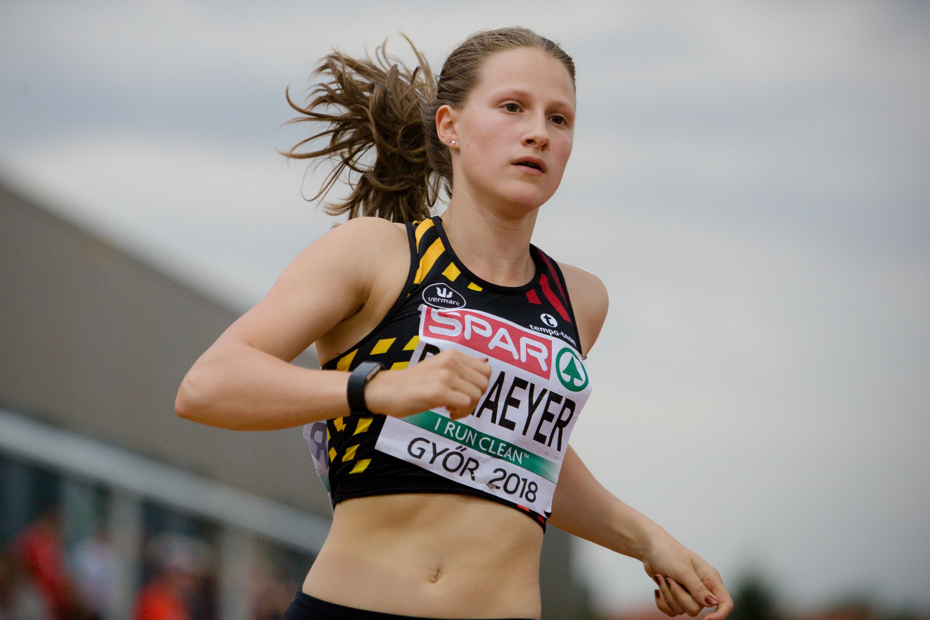 janie-de-naeyer-100m-5196-be-u18-l