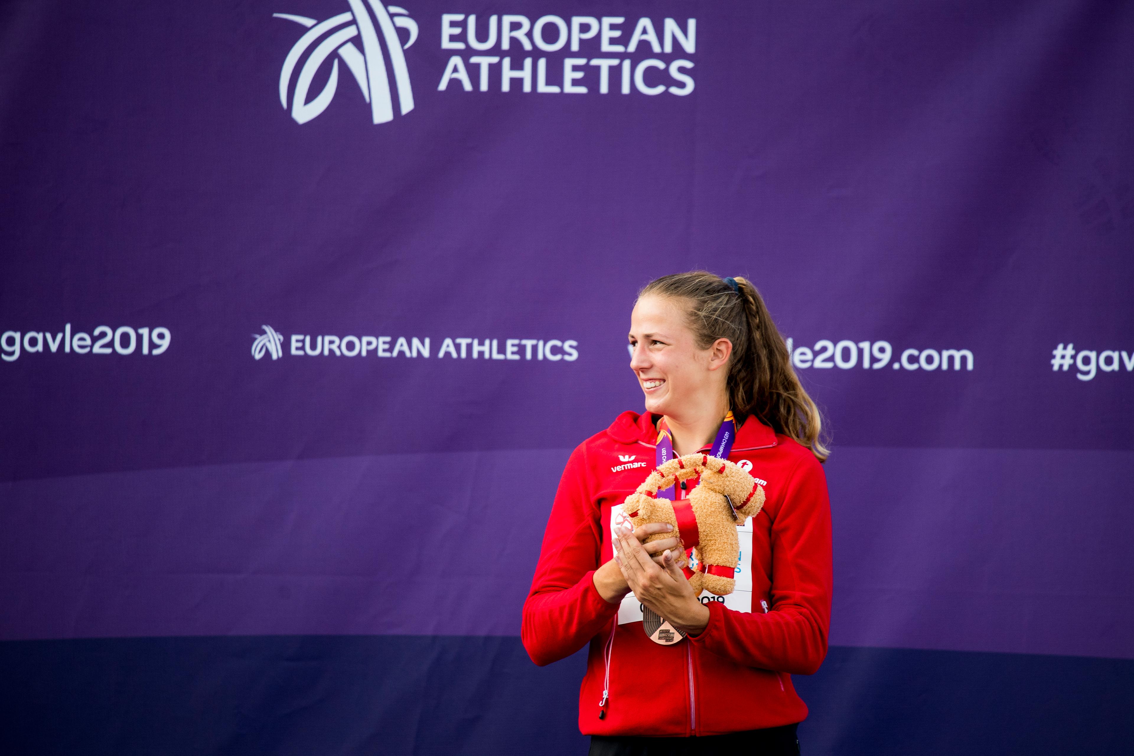maudens-hanne-eku23-podium