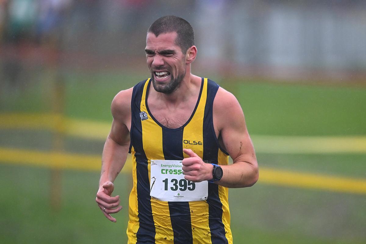 BK veldlopen masters triomf voor Kim Ruell en Karen Van Proeyen